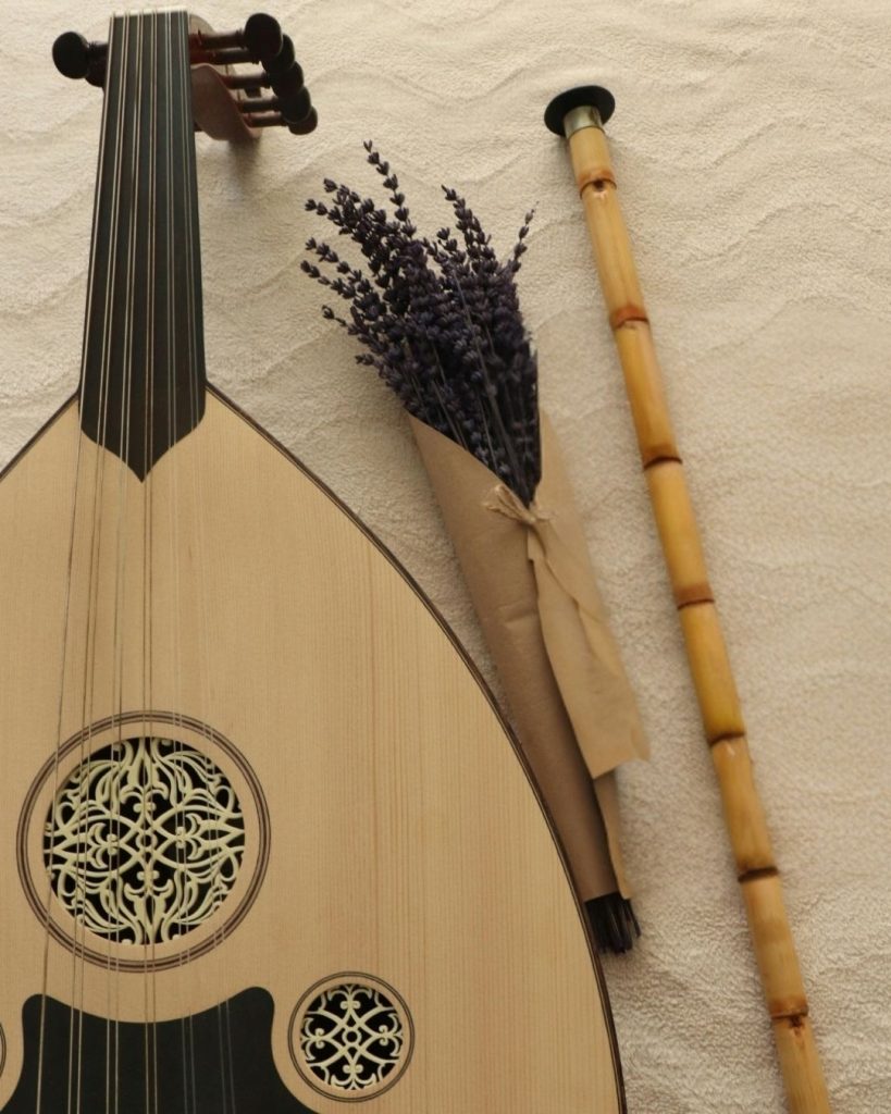 An Oud and a ney. Musical instruments which used in harem.
